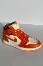 Load image into Gallery viewer, Jordan 1 Gold Starfish Inspired